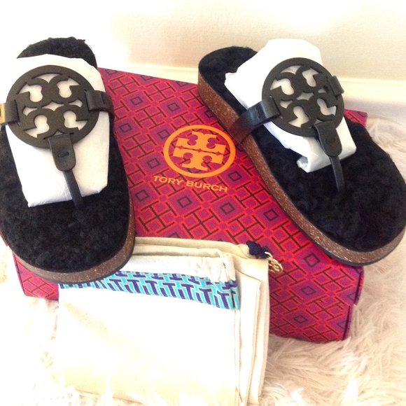 Tory Burch Miller Cloud Shearling Sandals - Picture 2 of 14